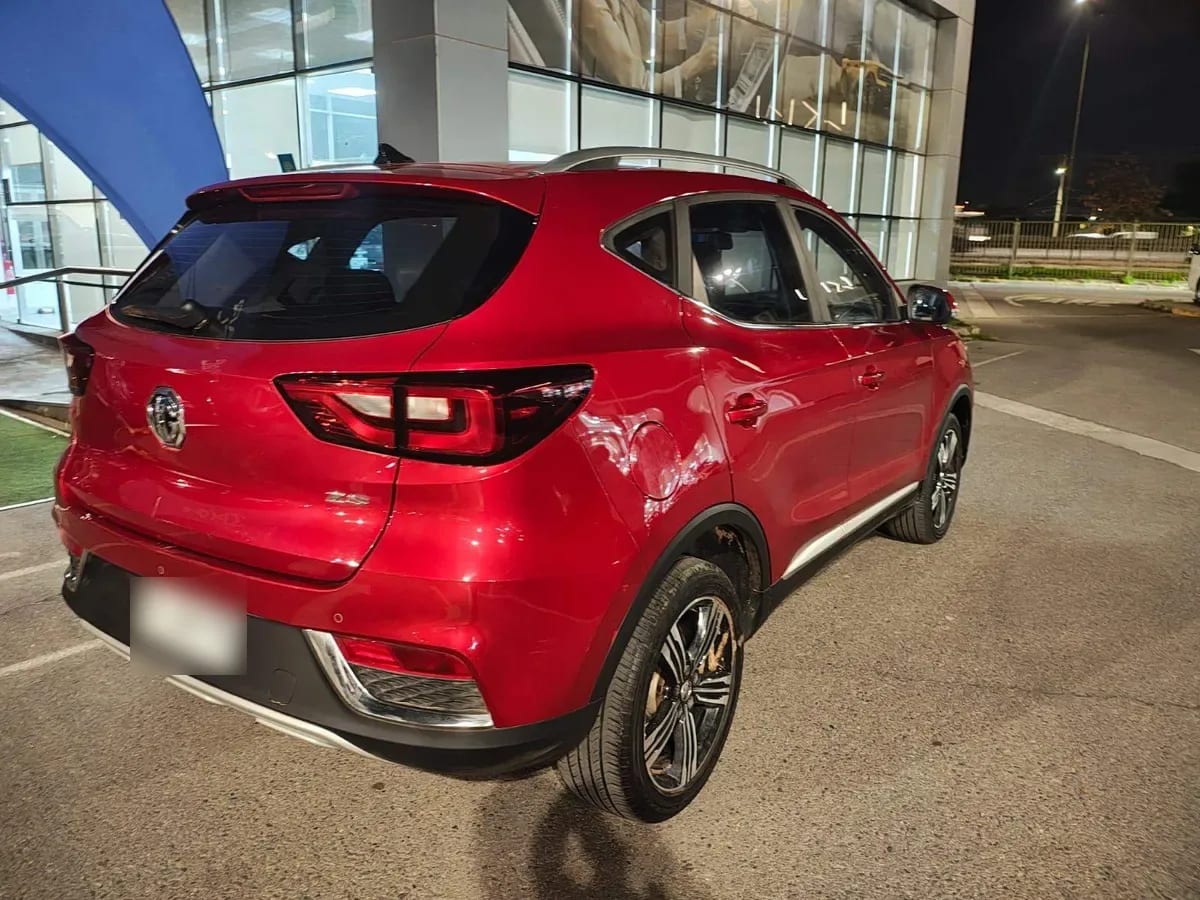 MG Mg Zs 1.5 Comfort 4x2 Mt 5p año 2023