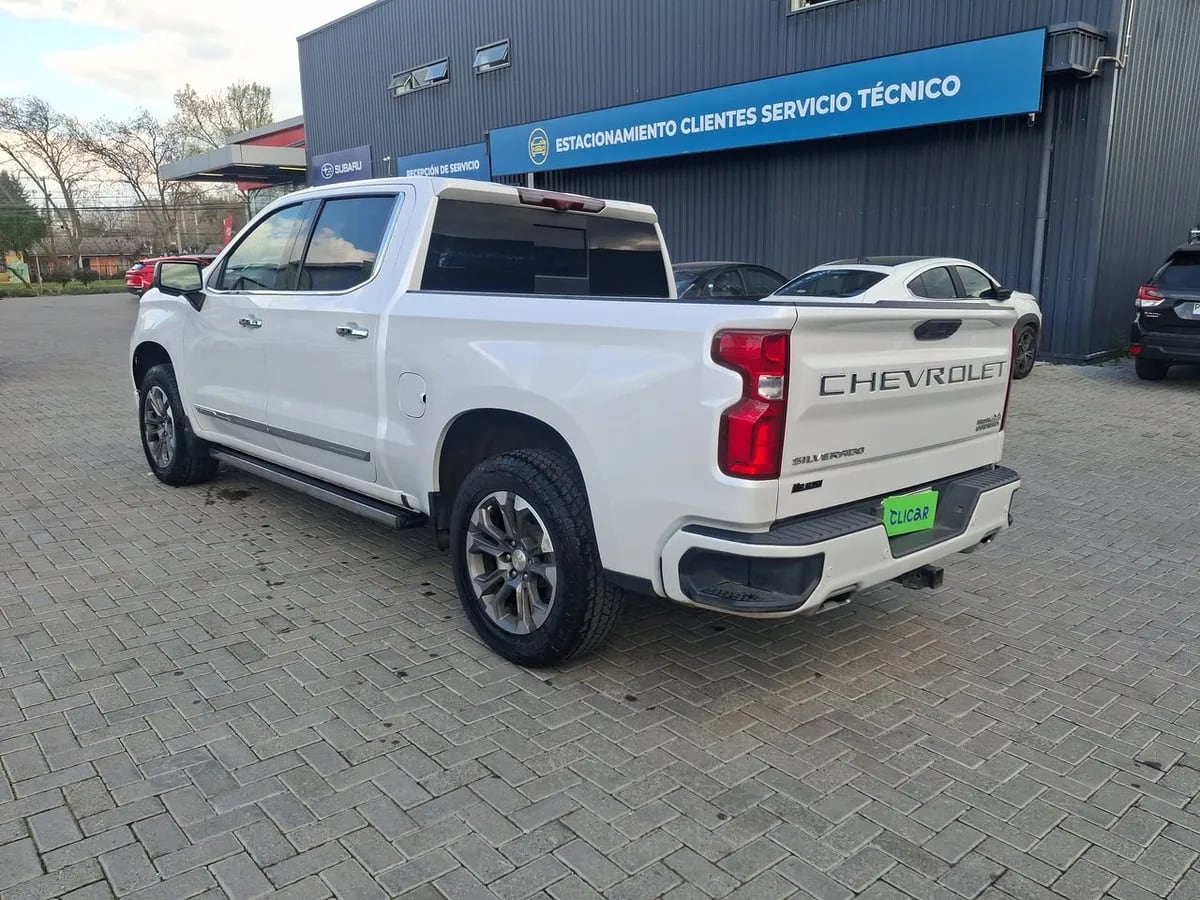 Chevrolet Silverado 3.0 High Country 4x4 At 4p año 2023