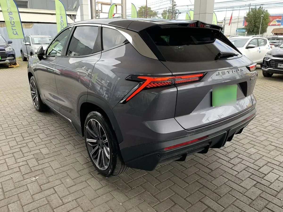Jetour Dashing 1.6t Gdi Limited 4x2 Dct At 5p año 2026