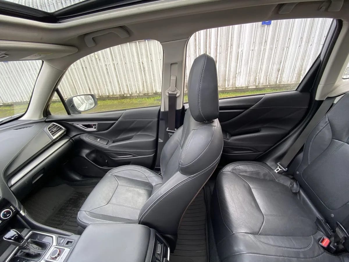Subaru Forester 2.5i Limited Eyesight Awd At 5p año 2021