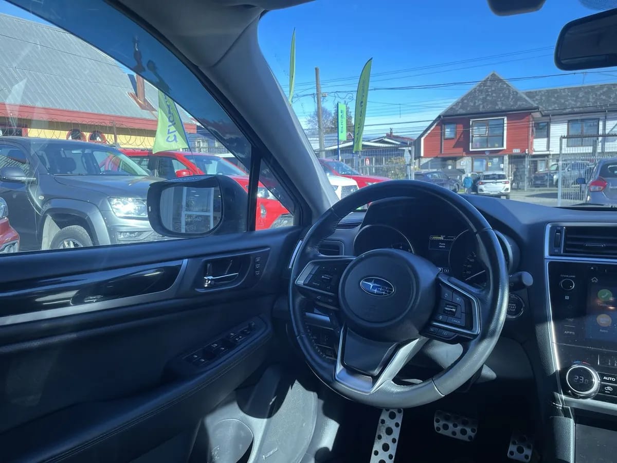 Subaru Outback 2.5i Limited Eyesight Awd Cvt At 5p año 2021