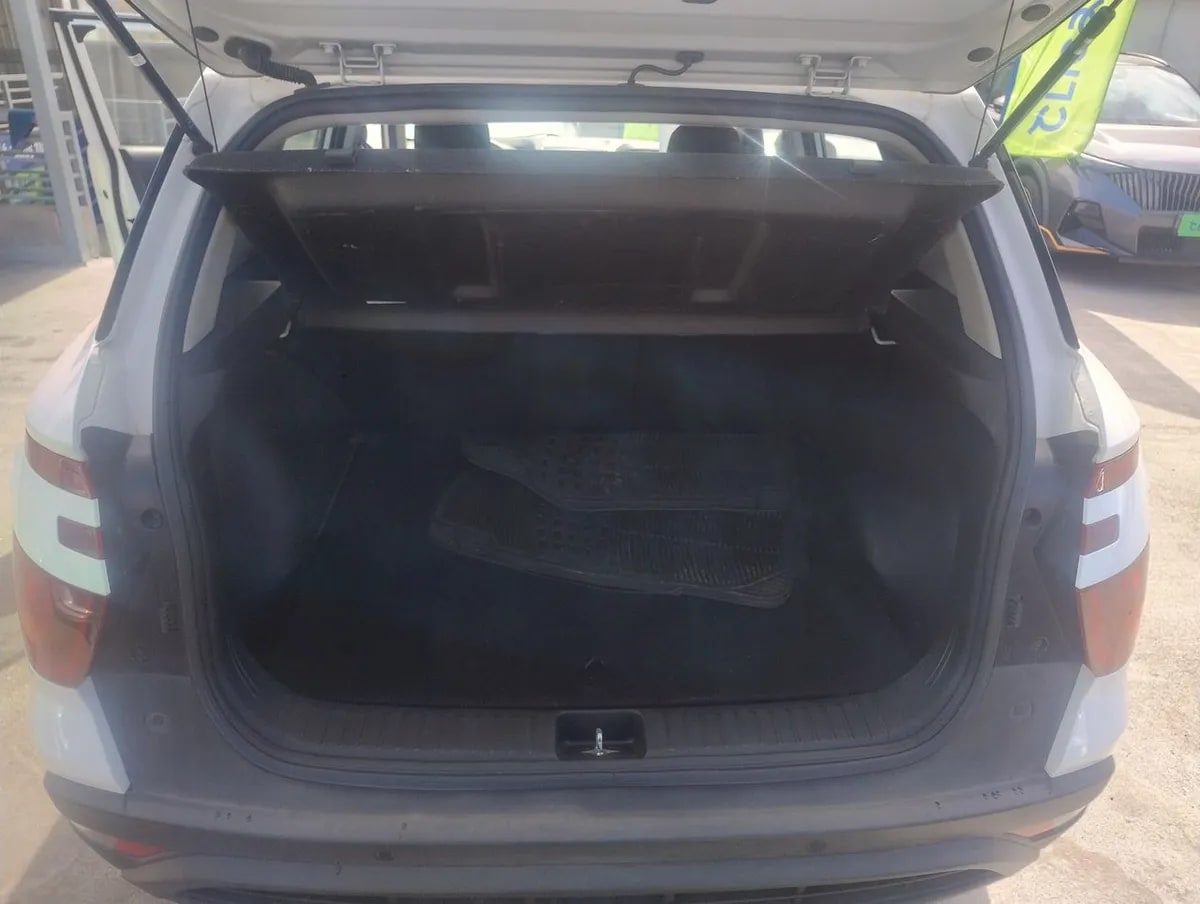 Hyundai Creta 1.5 Value Su2i 4x2 Cvt At 5p año 2023