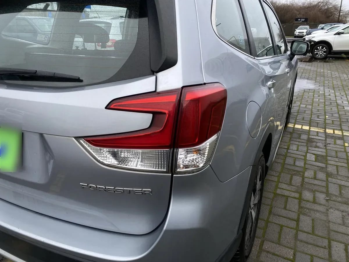 Subaru Forester 2.5i Limited Eyesight Awd At 5p año 2021