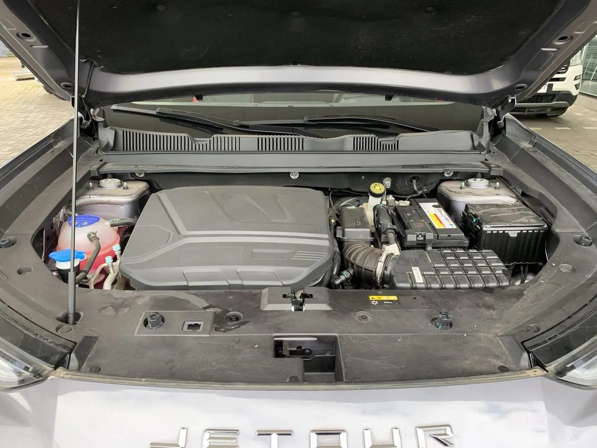 Jetour Dashing 1.6t Gdi Limited 4x2 Dct At 5p año 2026