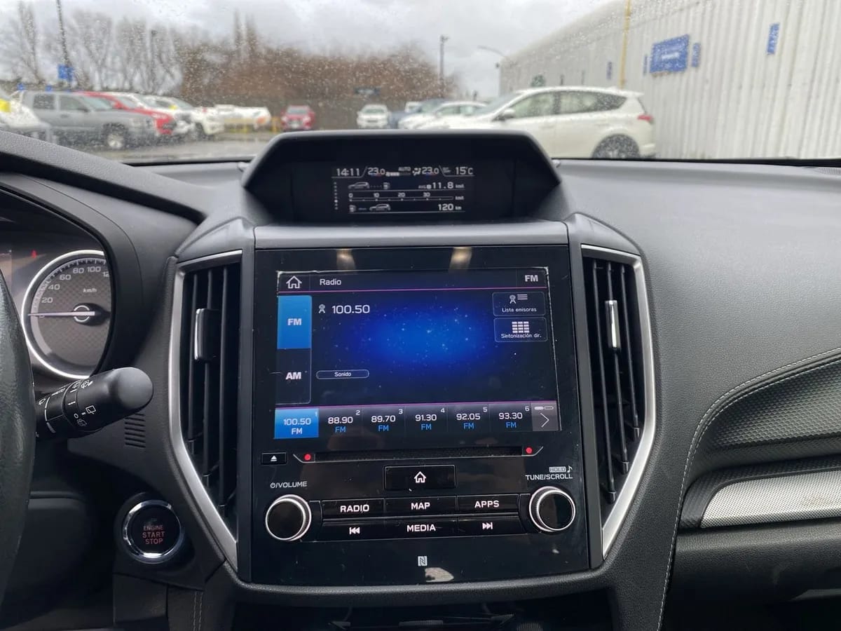 Subaru Forester 2.5i Limited Eyesight Awd At 5p año 2021