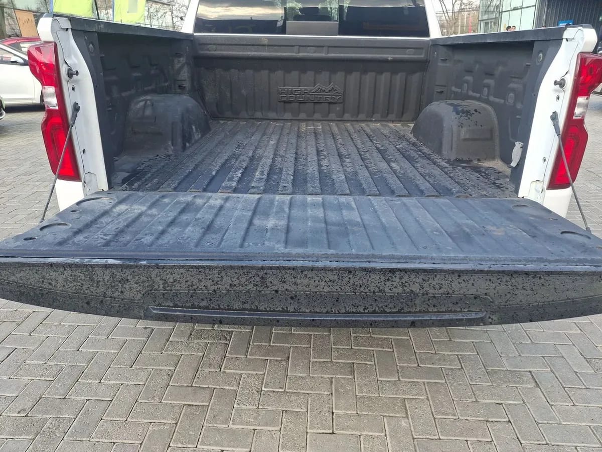 Chevrolet Silverado 3.0 High Country 4x4 At 4p año 2023