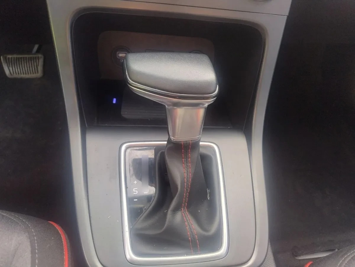 Hyundai Creta 1.5 Value Su2i 4x2 Cvt At 5p año 2023