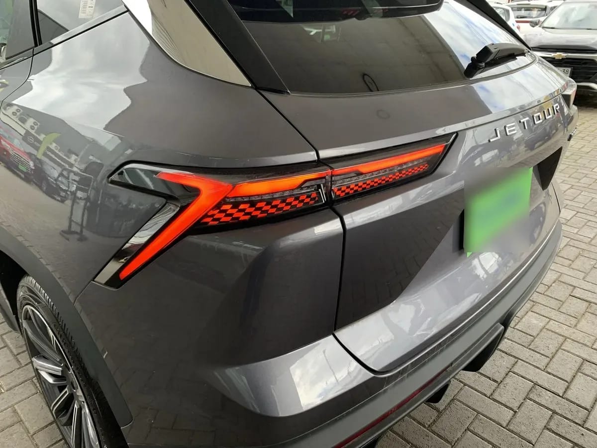 Jetour Dashing 1.6t Gdi Limited 4x2 Dct At 5p año 2026