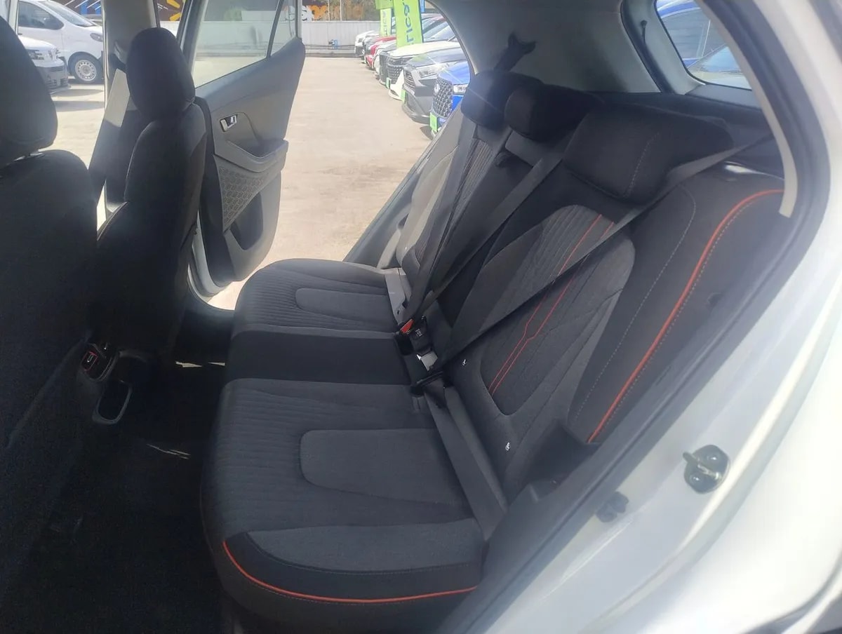 Hyundai Creta 1.5 Value Su2i 4x2 Cvt At 5p año 2023