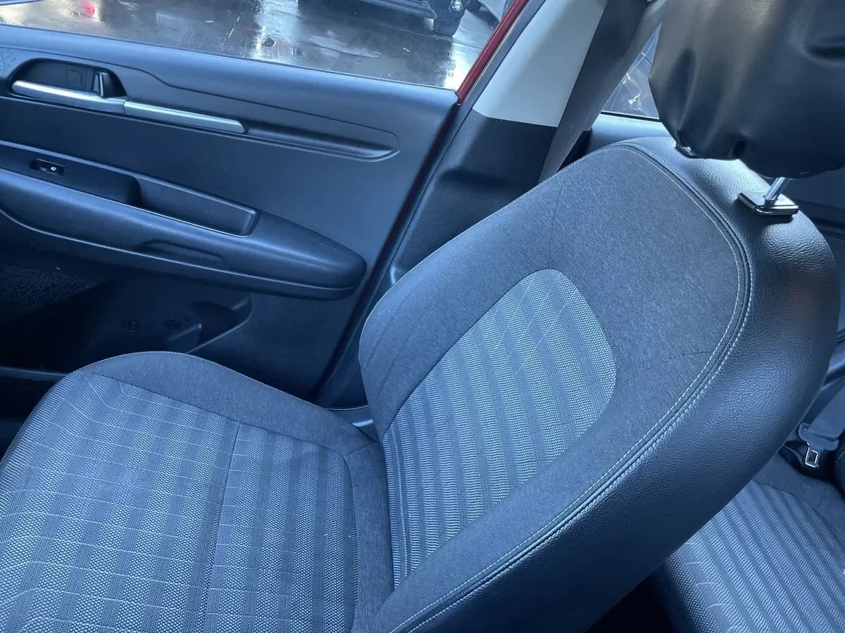 Kia Sonet 1.5 Ex 4x2 6mt 5p año 2021
