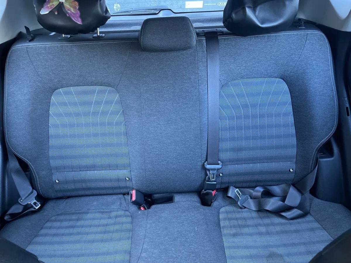 Kia Sonet 1.5 Ex 4x2 6mt 5p año 2021