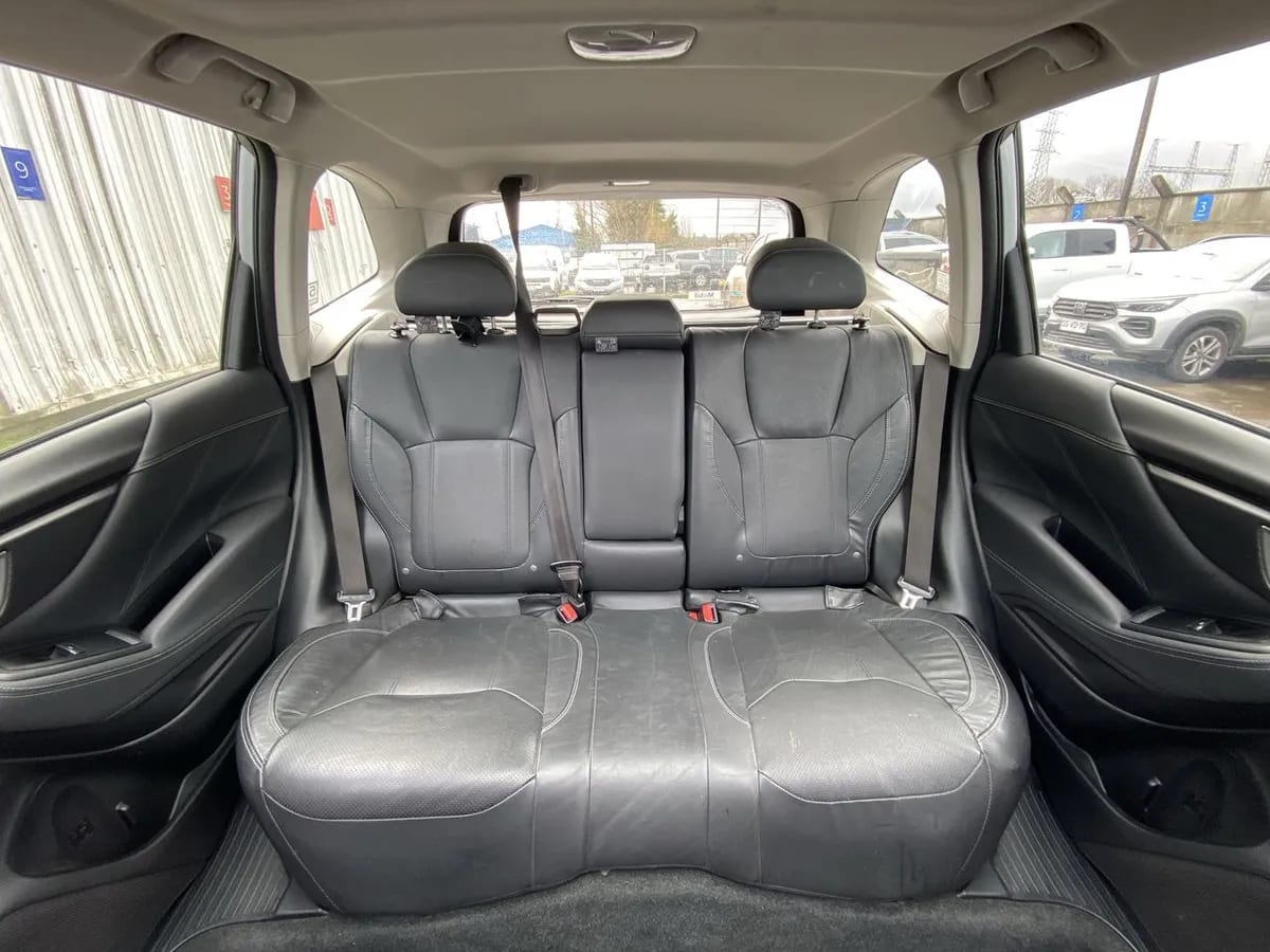 Subaru Forester 2.5i Limited Eyesight Awd At 5p año 2021
