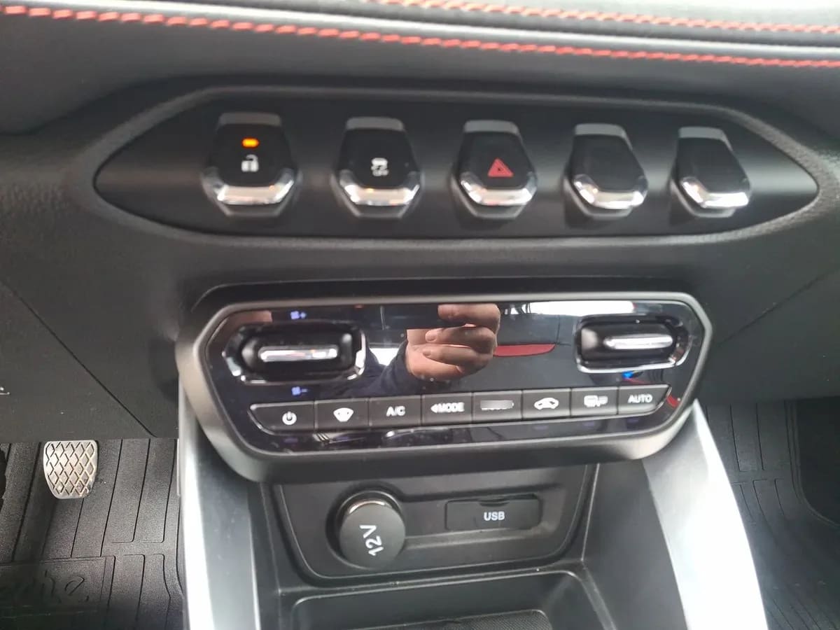 Chevrolet Groove 1.5 Premier S 4x2 Mt 5p año 2025