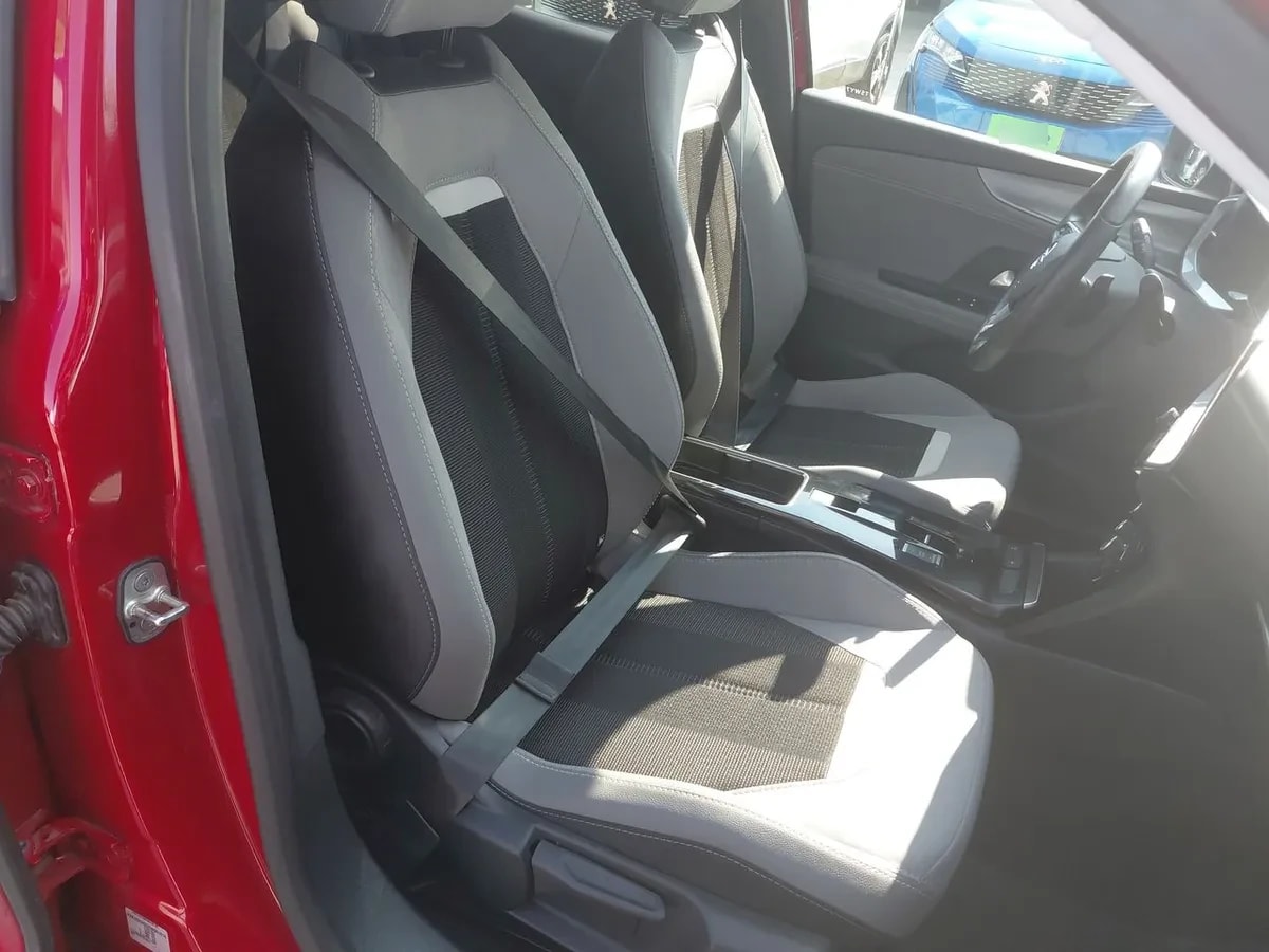 Opel Mokka 1.2t Elegance 4x2 At8 5p año 2025