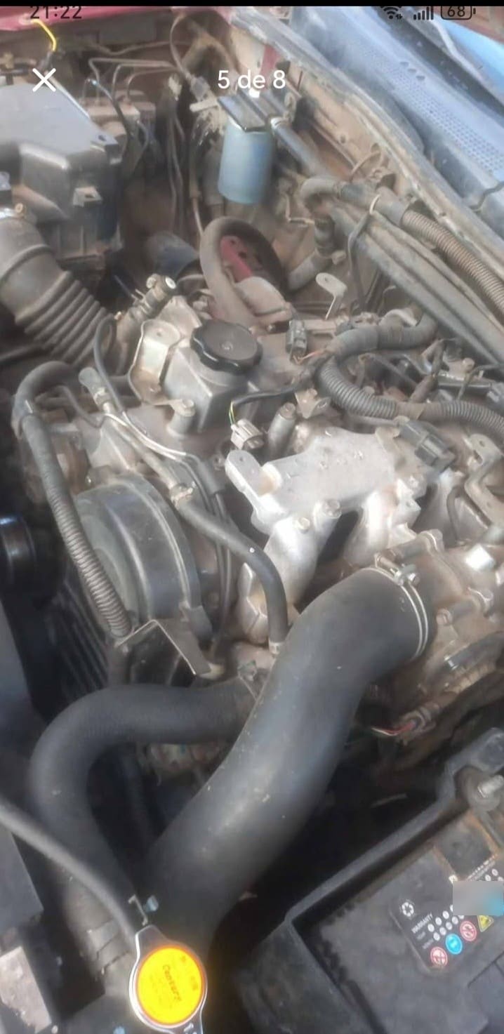 MITSUBISHI L200 2.5 D/c Td Work Cr Mt 4x2 Diesel año 2015