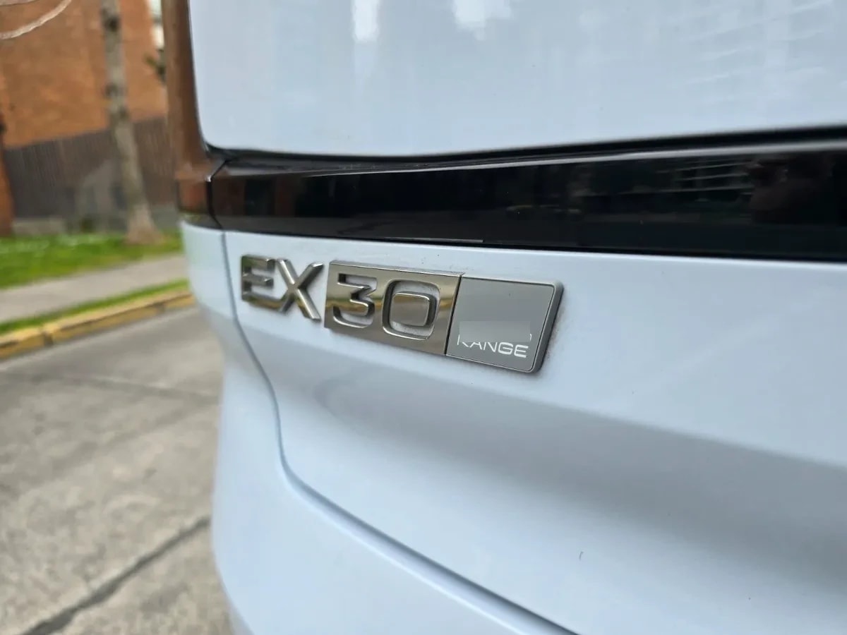VOLVO EX30 0.0 E60 Plus At Electrico año 2026
