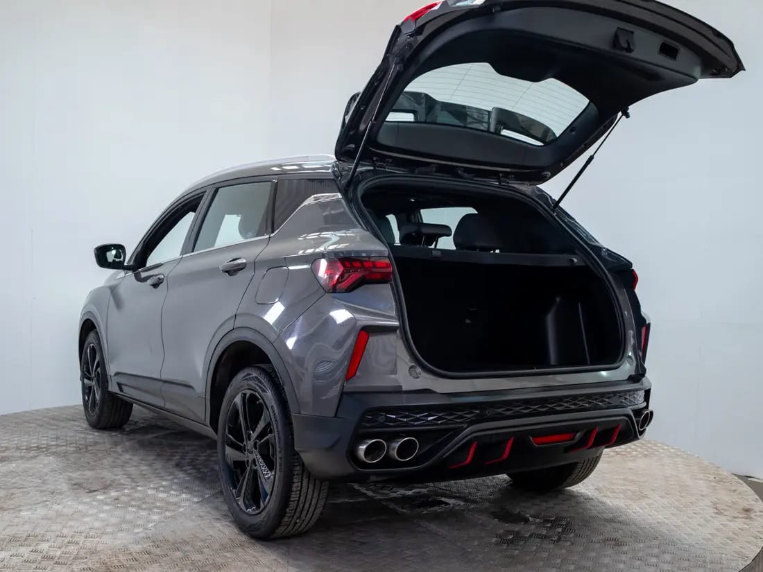 Geely Coolray 1.5 Exclusive 7dct At año 2024