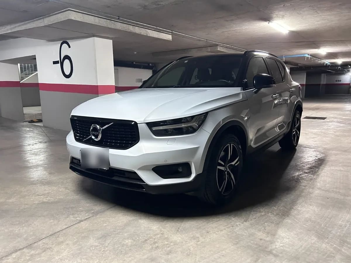 VOLVO XC40 2.0 T5 Cross Country R-Design Plus At 4x4 año 2019