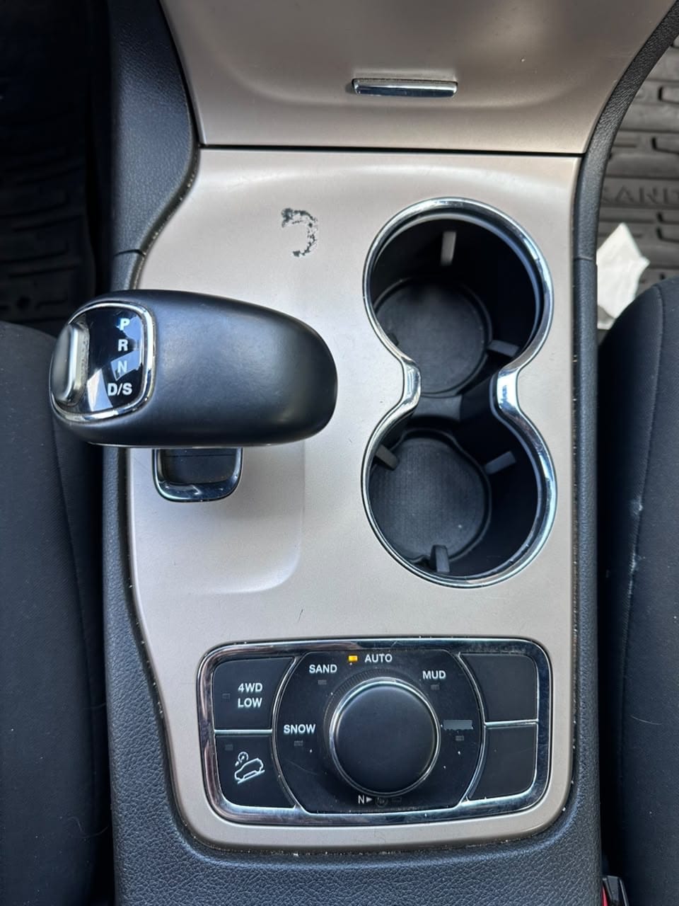 JEEP GRAND CHEROKEE 3.6 Limited Lx Tech At 4x4 año 2014