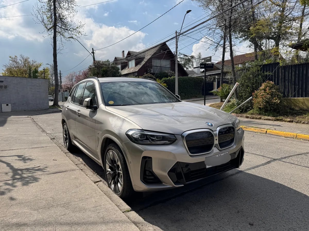 BMW IX 0.0 Xdrive40 Suite At 4x4 Electrico año 2022