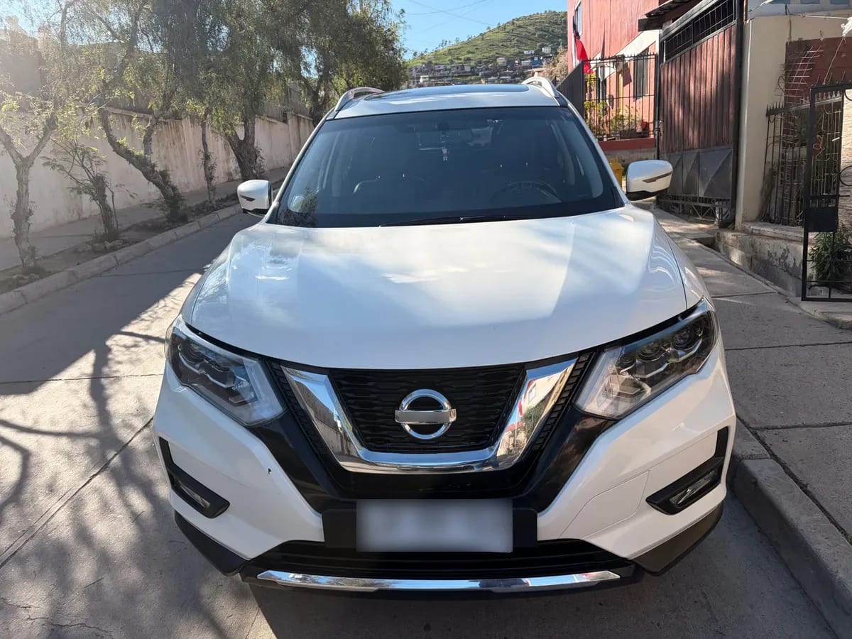 NISSAN X-TRAIL 2.5 Exclusive Cvt 4wd At año 2019