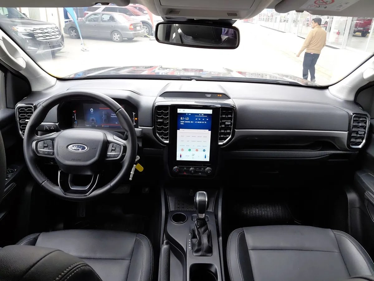 Ford Ranger 2.0 Xlt Diesel 4x2 Dob. Cab. At 4p año 2025