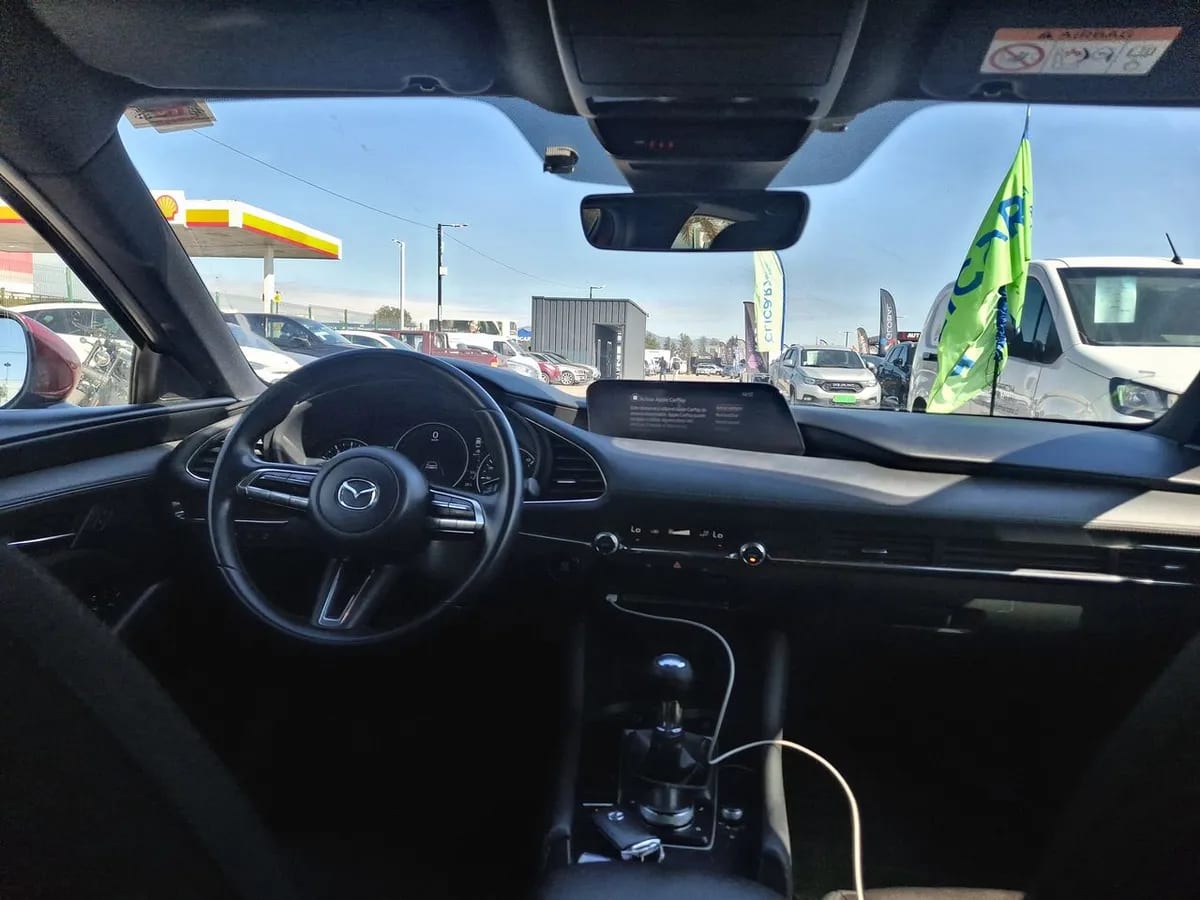 Mazda 3 2.0 V 4x2 Hb 6mt 5p año 2021