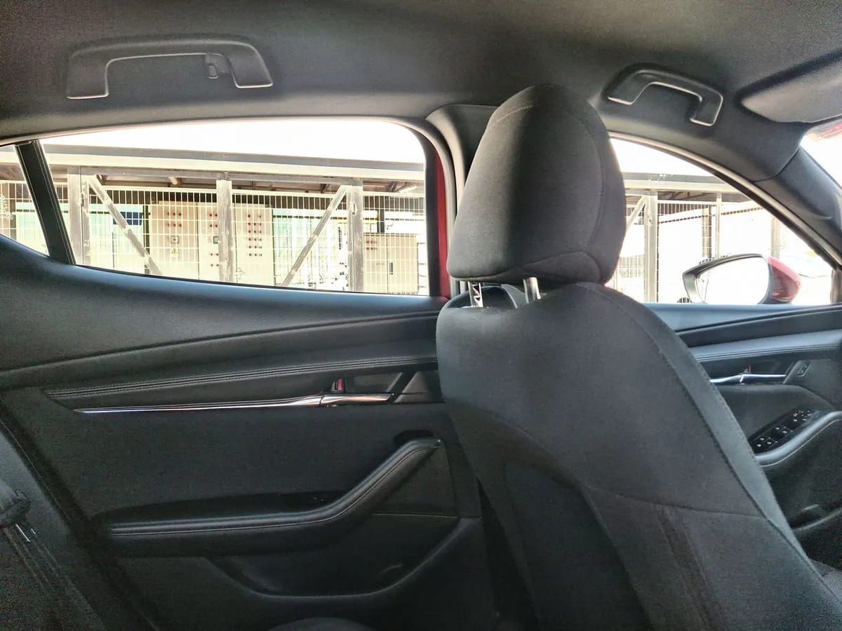 Mazda 3 2.0 V 4x2 Hb 6mt 5p año 2021