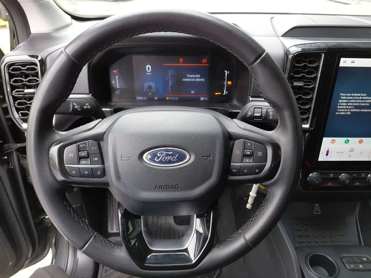 Ford Ranger 2.0 Xlt Diesel 4x2 Dob. Cab. At 4p año 2025