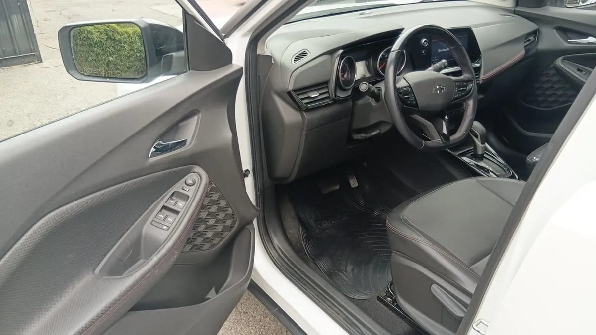 Chevrolet Montana 1.2t Rs R 4x2 At 4p año 2024