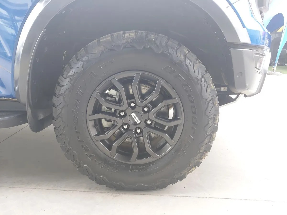 Ford Ranger 3.0t Raptor 4x4 Dob. Cab. At 4p año 2025