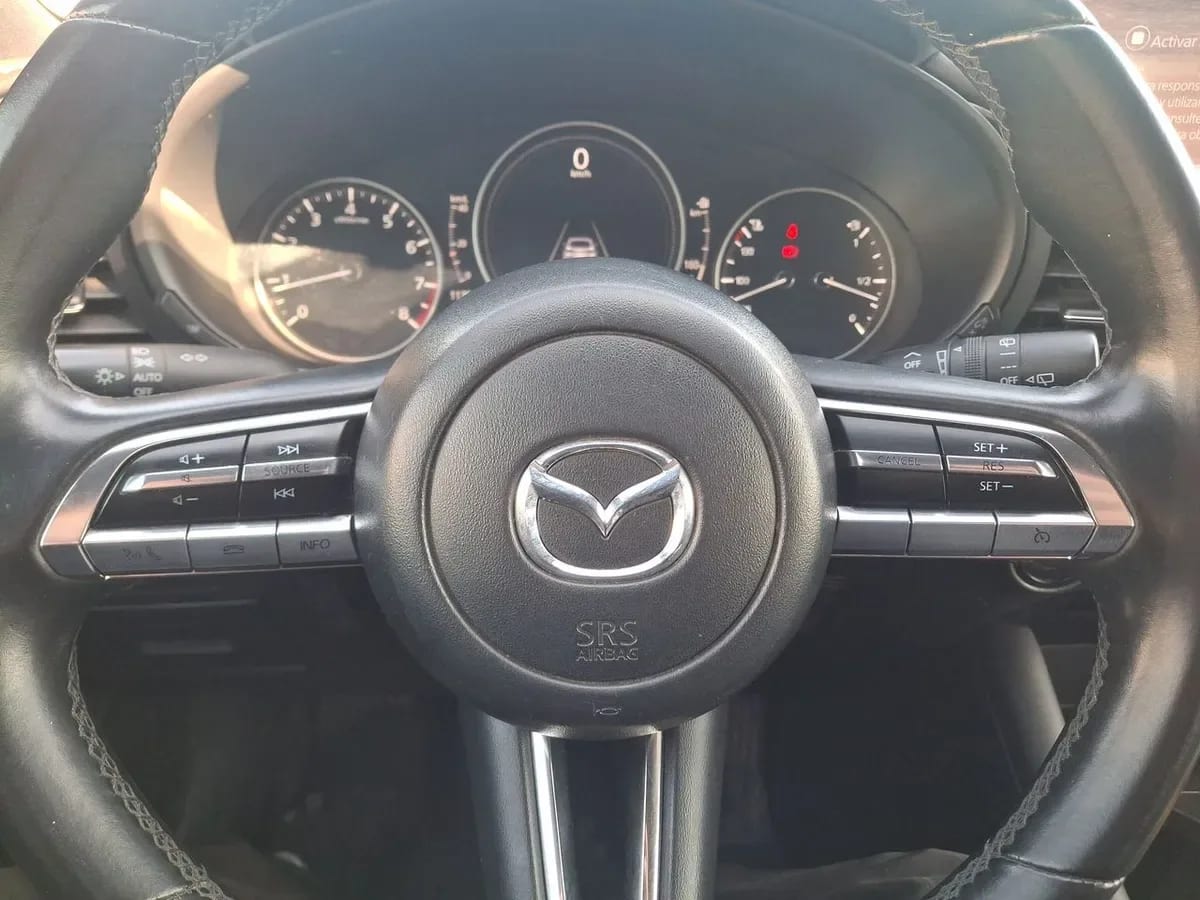 Mazda 3 2.0 V 4x2 Hb 6mt 5p año 2021