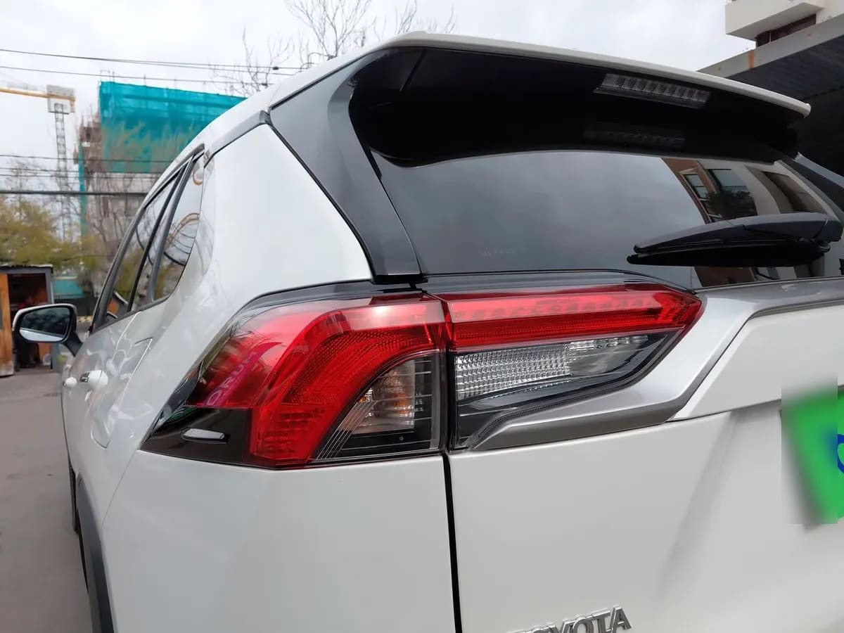 Toyota Rav 4 2.5 Limited Hybrid Hv 4x4 Cvt At 5p año 2022