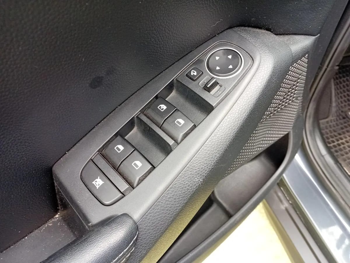 Kia Seltos 1.4t Gdi Ex 4x2 7dct At 5p año 2024