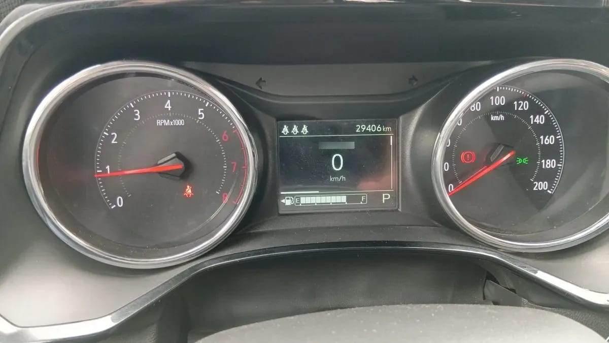 Chevrolet Montana 1.2t Rs R 4x2 At 4p año 2024