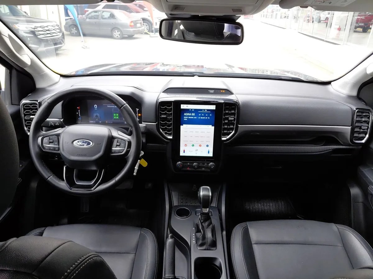 Ford Ranger 2.0 Xlt Diesel 4x2 Dob. Cab. At 4p año 2025