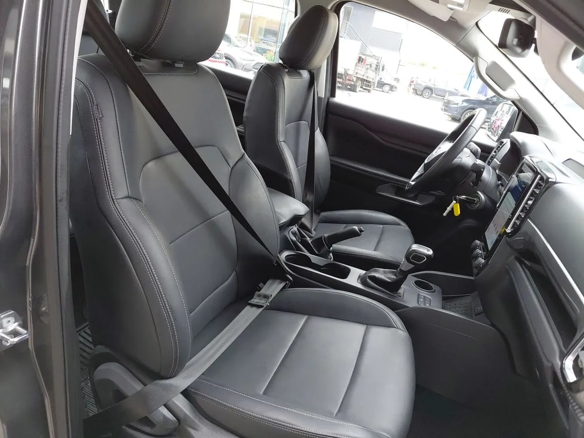 Ford Ranger 2.0 Xlt Diesel 4x2 Dob. Cab. At 4p año 2025