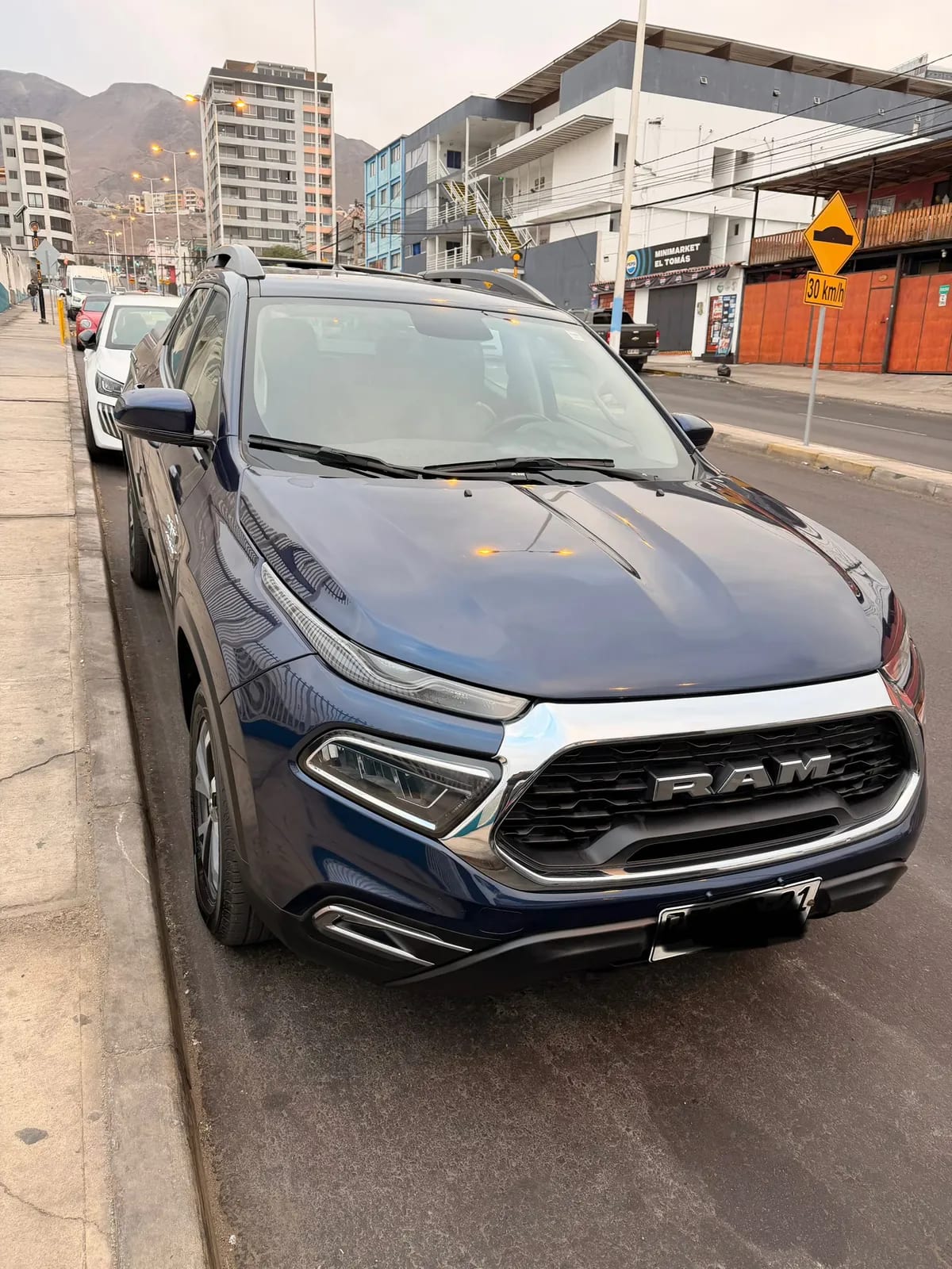 Ram 1000 1.8 Big Horn Night Edition At año 2022