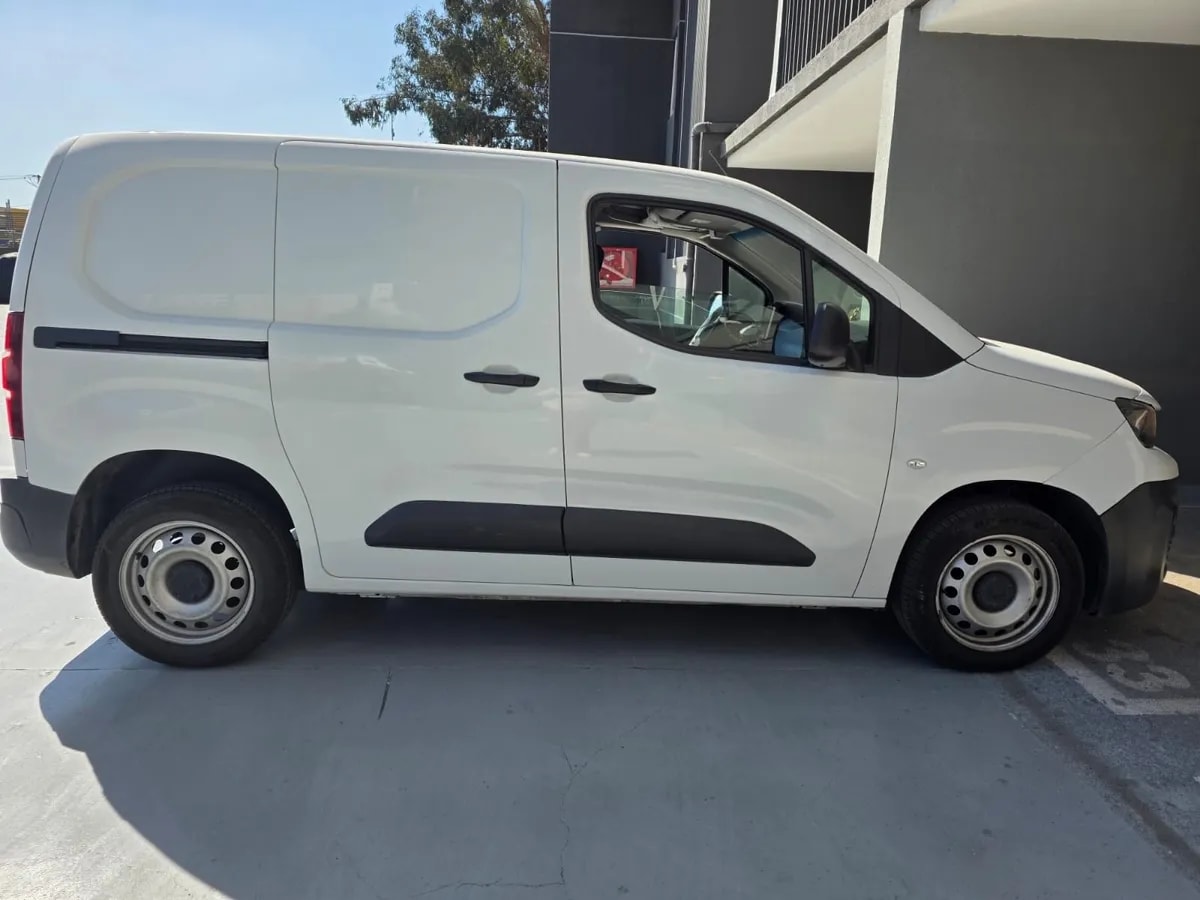 PEUGEOT PARTNER 1.6 L2 Hdi 92 Mt Diesel año 2023