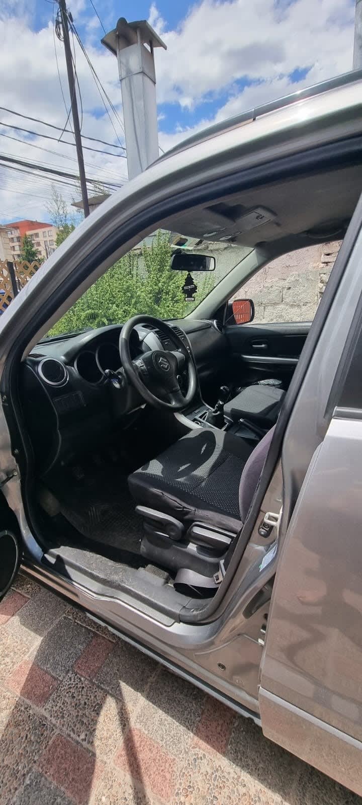 SUZUKI GRAND NOMADE 2.0 Mt Glx 4x4 año 2006
