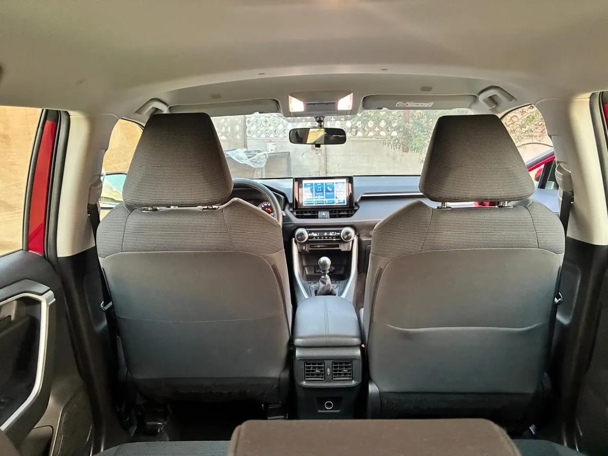 TOYOTA RAV4 2.0 Le Mt año 2023