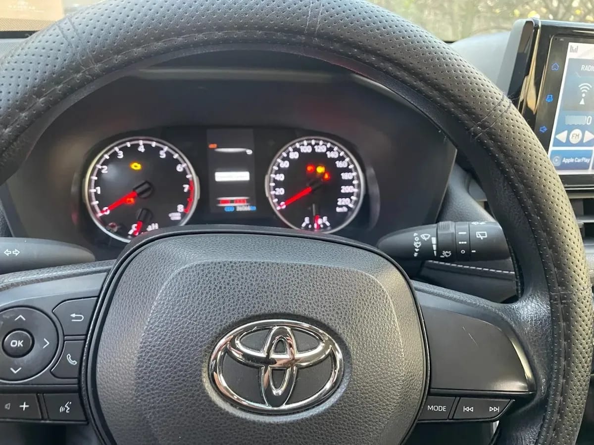 TOYOTA RAV4 2.0 Le Mt año 2023