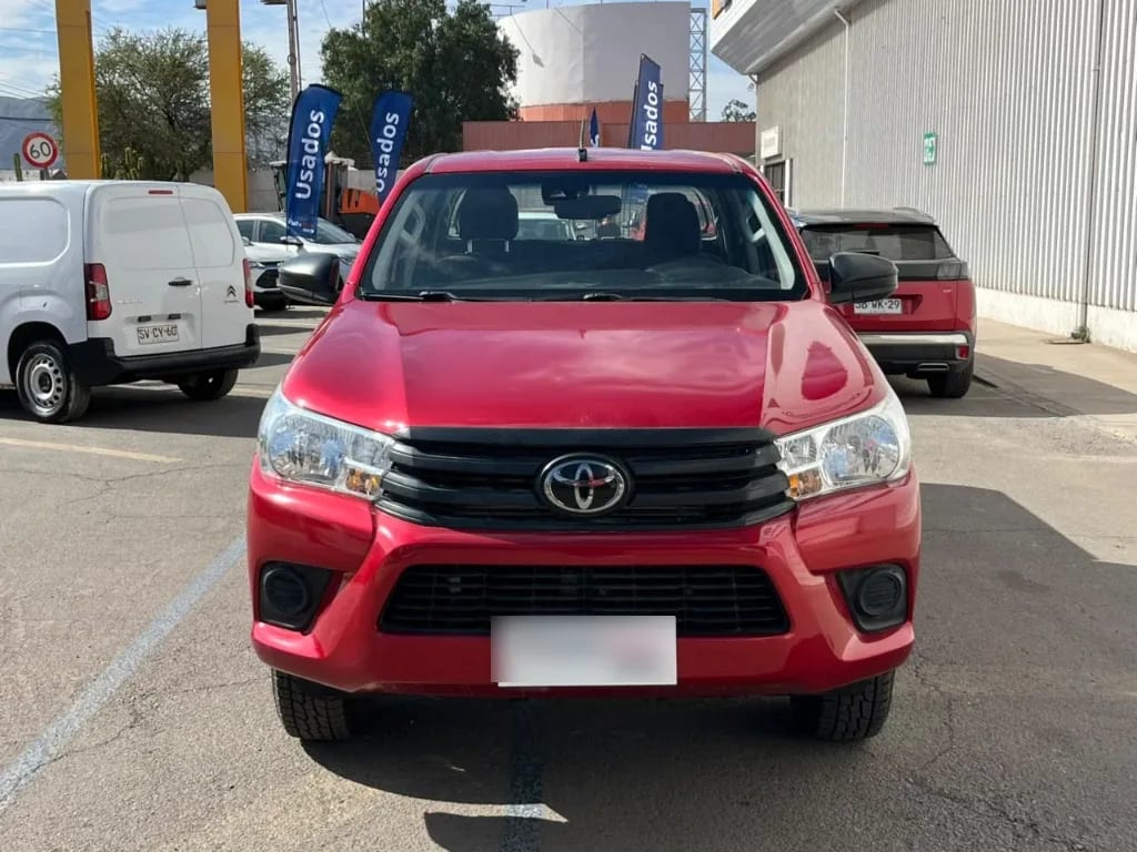 Toyota Hilux Dx Tss 4x4 Mt año 2023