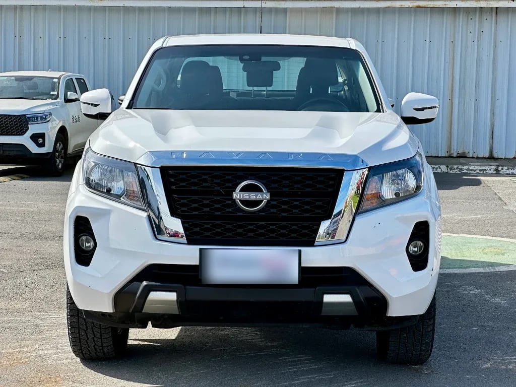 Nissan Navara Navara Dc 4x2 2.3tdi Xe año 2023