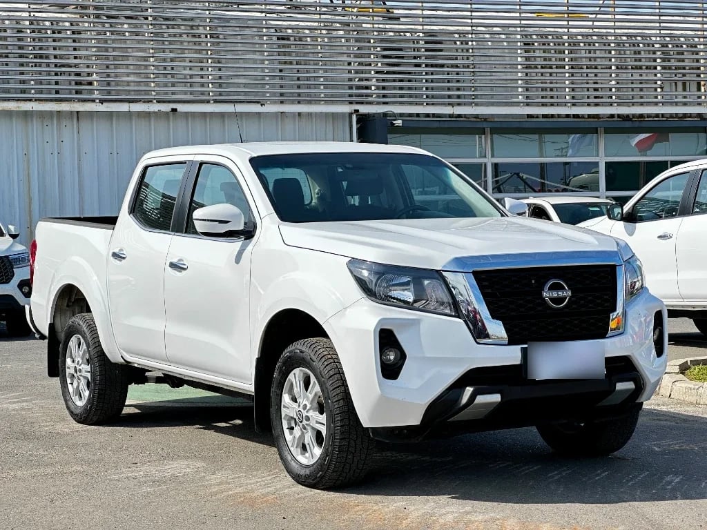 Nissan Navara Navara Dc 4x2 2.3tdi Xe año 2023
