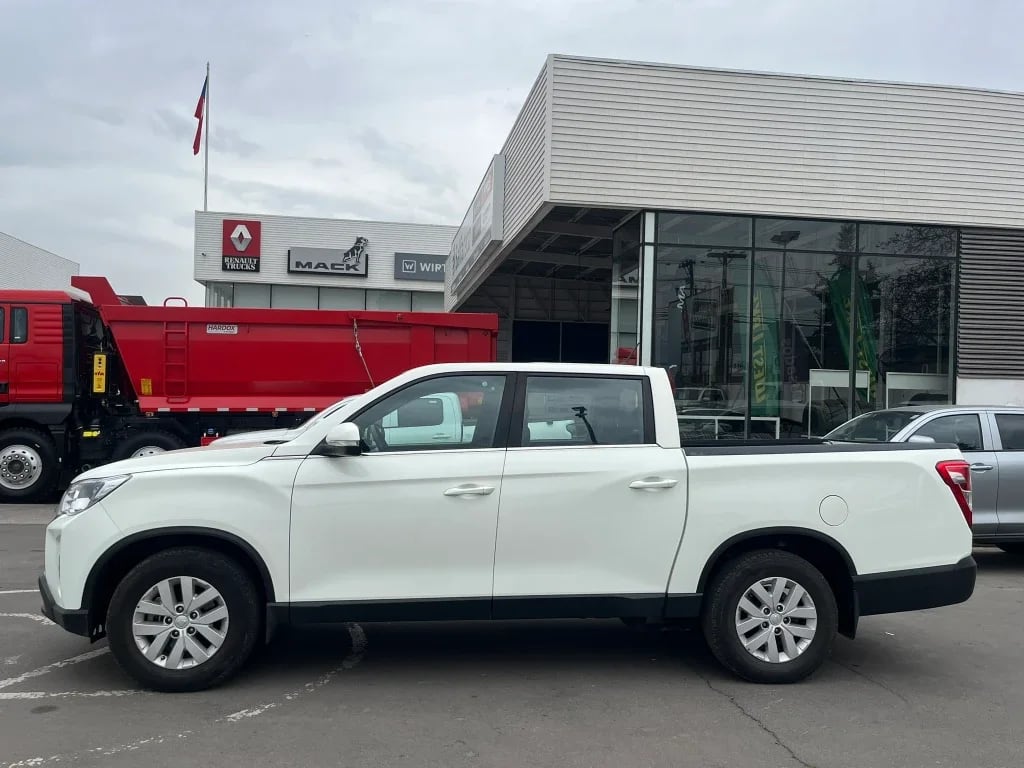 Ssangyong Grand Musso Grand Musso 2.2 4x4 Mt Full-Ql712 año 2024