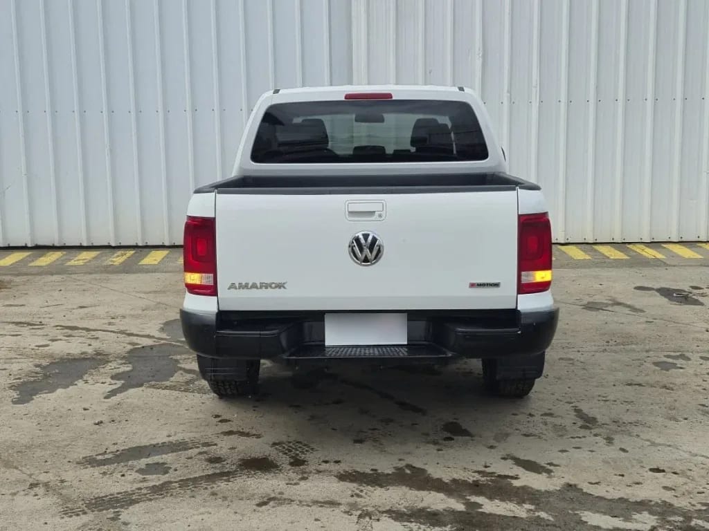 Volkswagen Amarok Confortline At 4x4 Tdi 2.0 año 2023