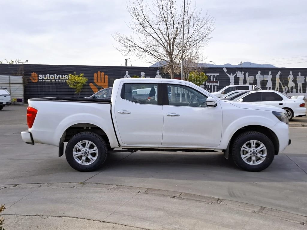 Nissan Navara Navara Dc 4x2 2.3tdi Xe año 2023