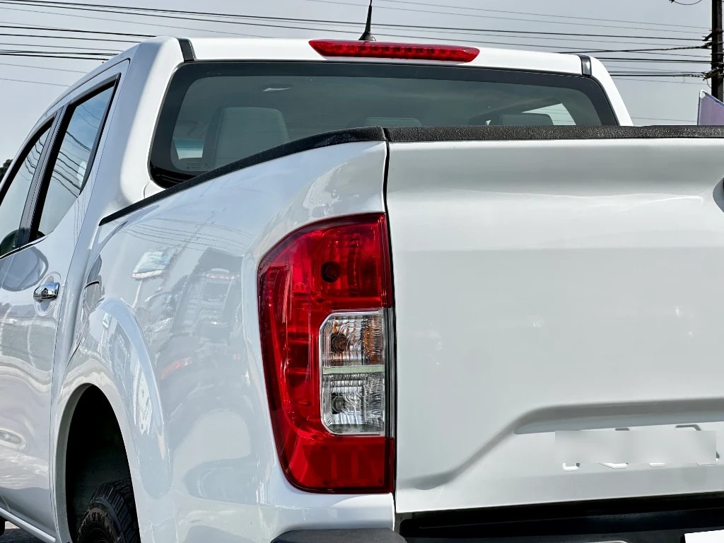 Nissan Navara Navara Dc 4x2 2.3tdi Xe año 2023