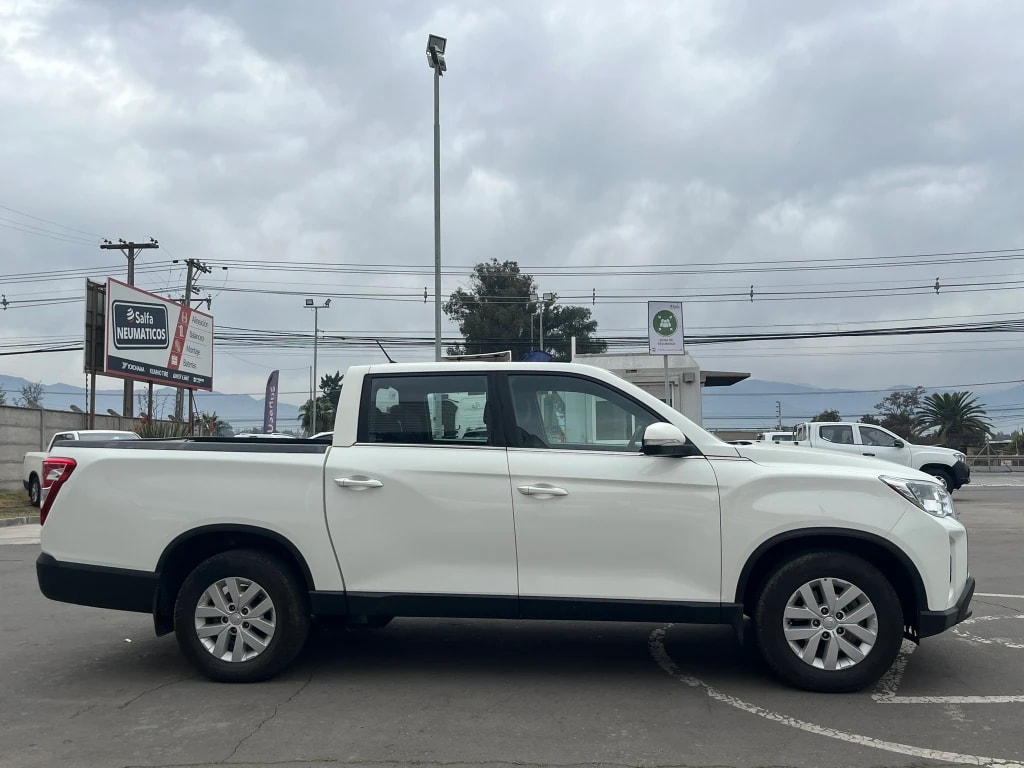 Ssangyong Grand Musso Grand Musso 2.2 4x4 Mt Full-Ql712 año 2024